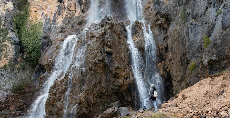 Monkey Falls Valparai Route